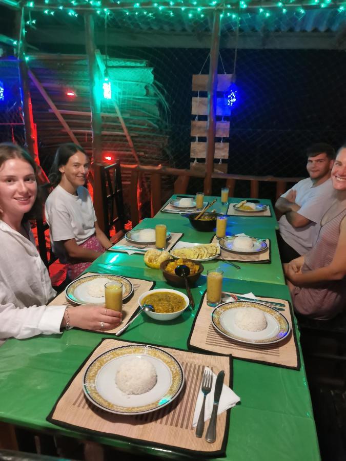 سيغيرِيا The Traveller'S Hostel & Private Rooms المظهر الخارجي الصورة